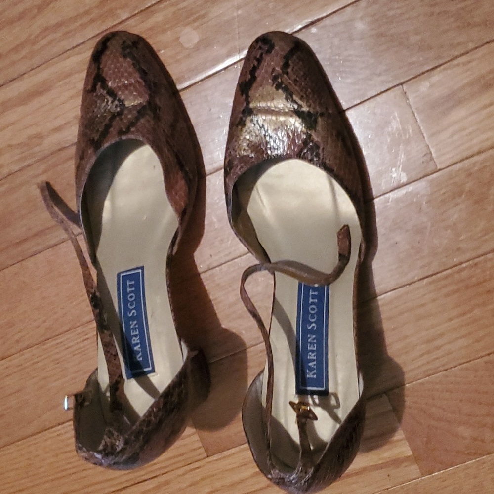 Snake pattern heels